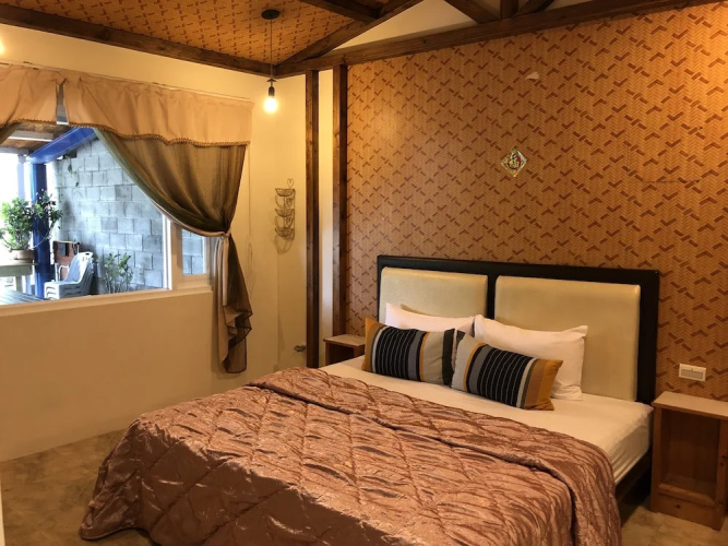 Peanut House