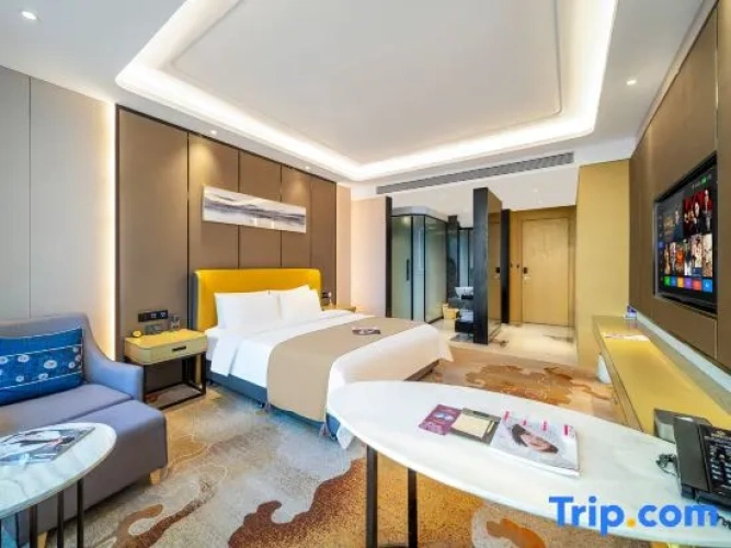 Standard Double room with lake view