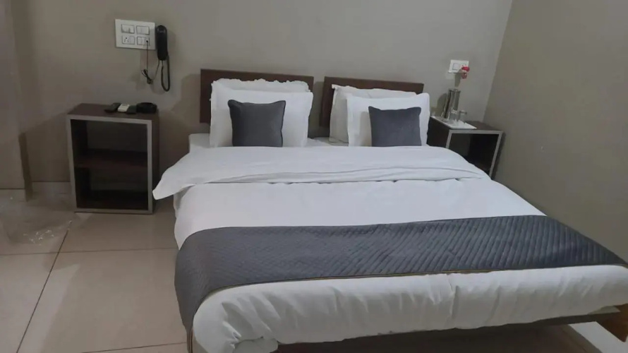 Hotel indrani
