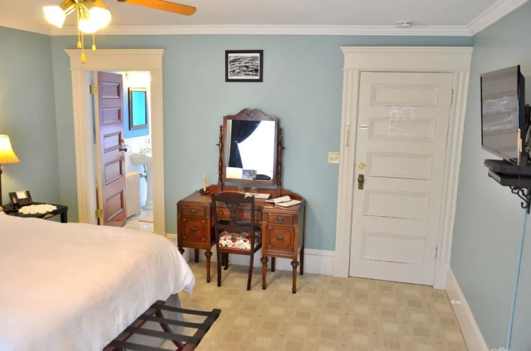 Island Home Bed and Breakfast