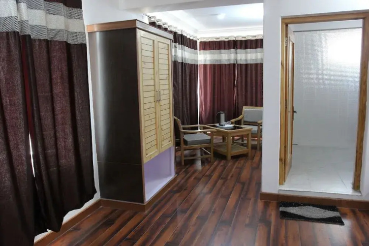 Hotel Leh Residency