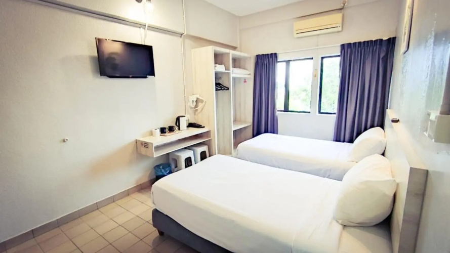 Lotus Inn Hotel