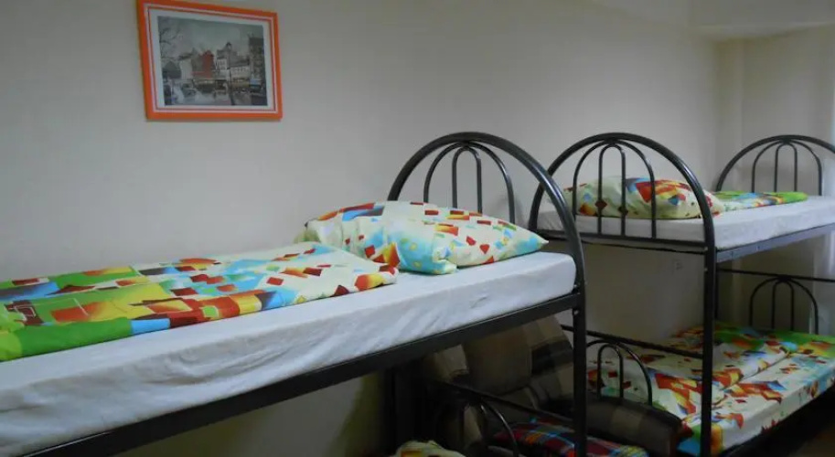 Hostel 74/76