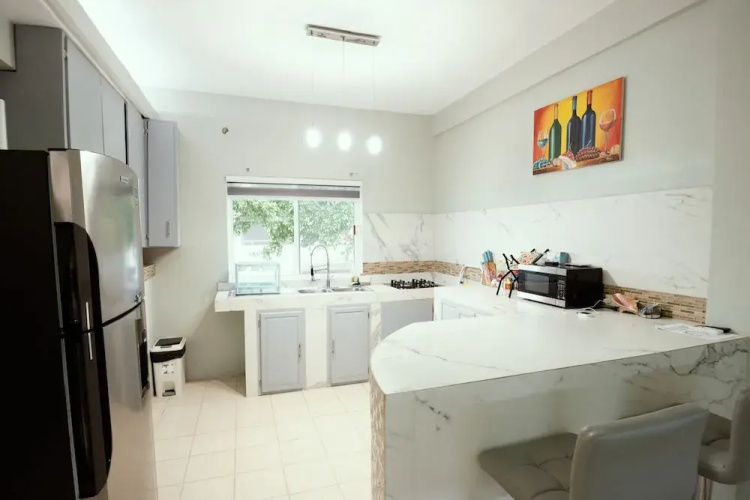 Maximum Beach Hotel