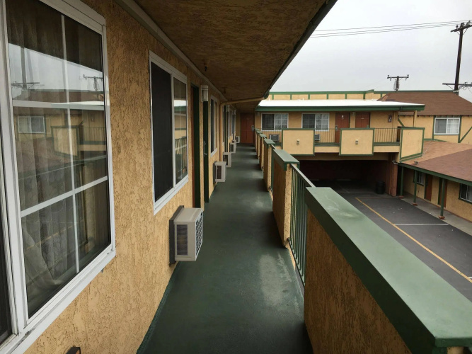 Starlite Motel