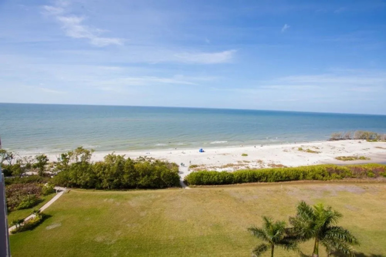 Fort Myers Beach Area 7360
