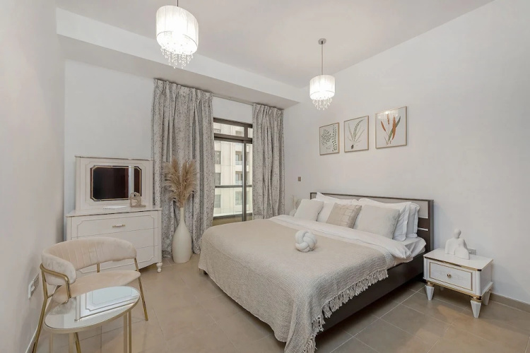 2BR apartment 2 minutes to beach Amwaj 4