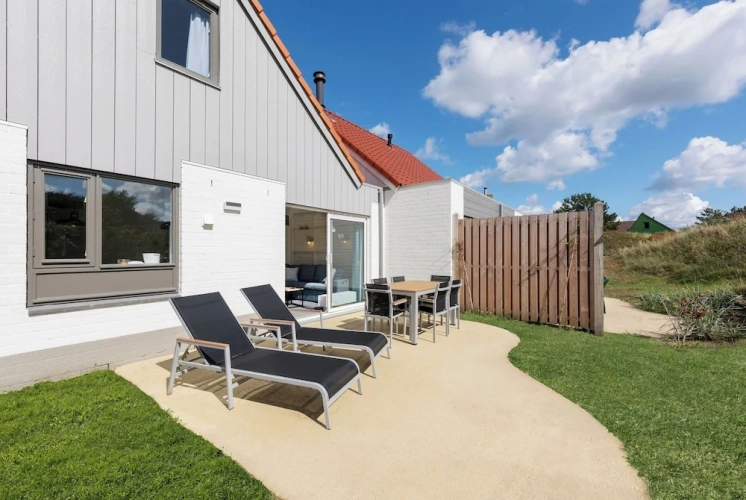 2 Bedrooms Premium Cottage