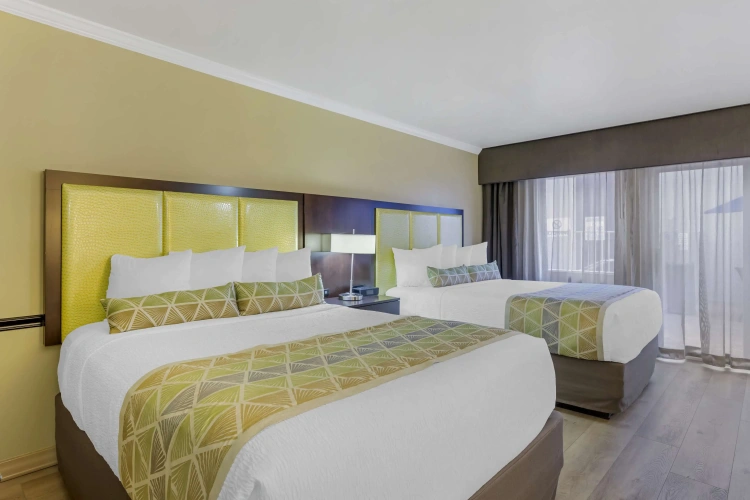 Standard Quadruple room