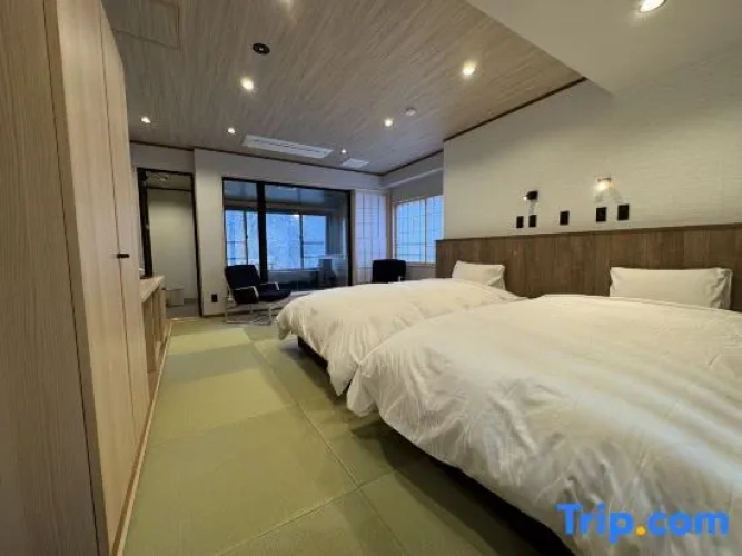 Standard Twin room with mountain view