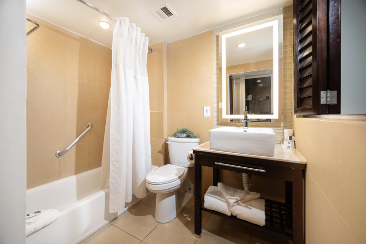 Windward Passage Hotel photo 9