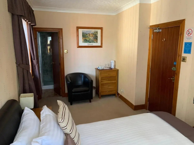 Pine Guest House