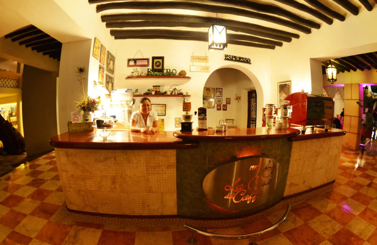 Mayaland Hotel & Bungalows