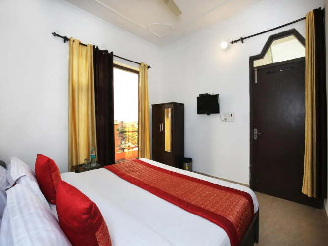 OYO 9657 Hotel Sham Villa