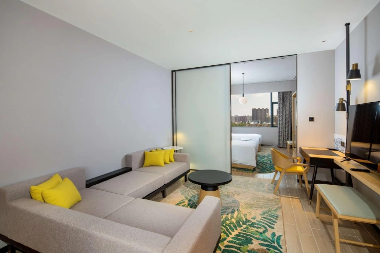 Deluxe Twin Suite