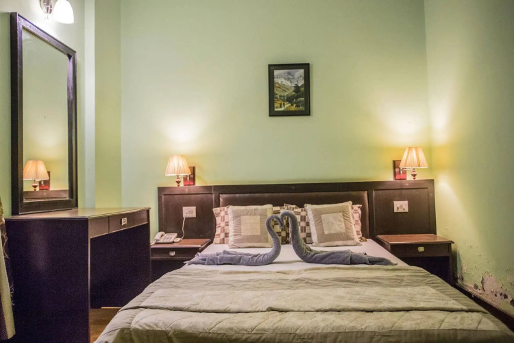 Hotel Ananda Inn