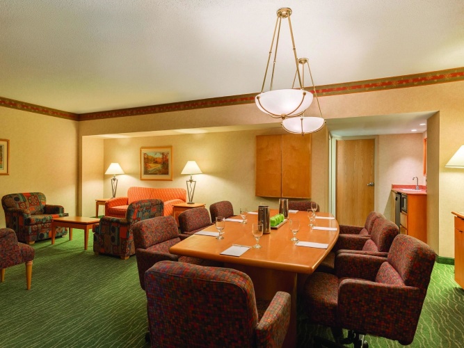 Embassy Suites by Hilton Raleigh Durham Research Triangle photo 6