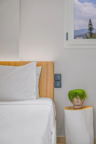 Notos Heights Hotel & Suites