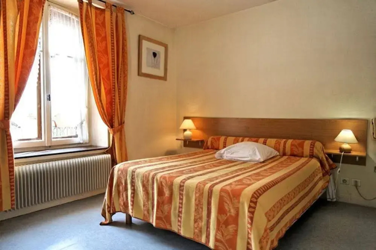 Hotel Du Pont