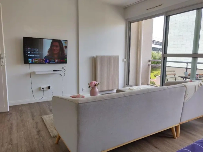 3 Bedrooms Apartment