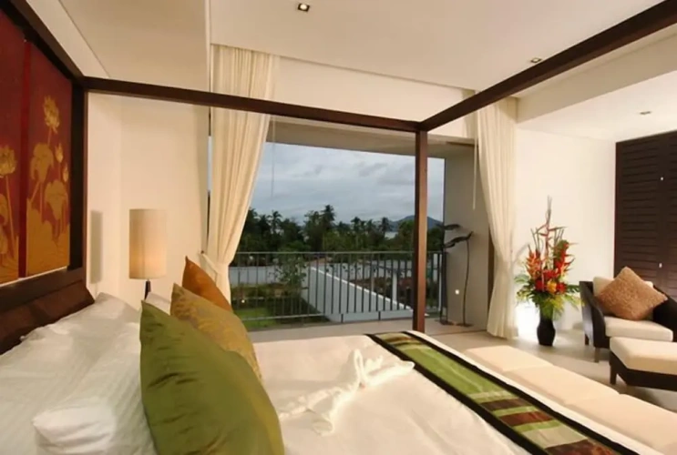 2 Bedrooms Quadruple Villa