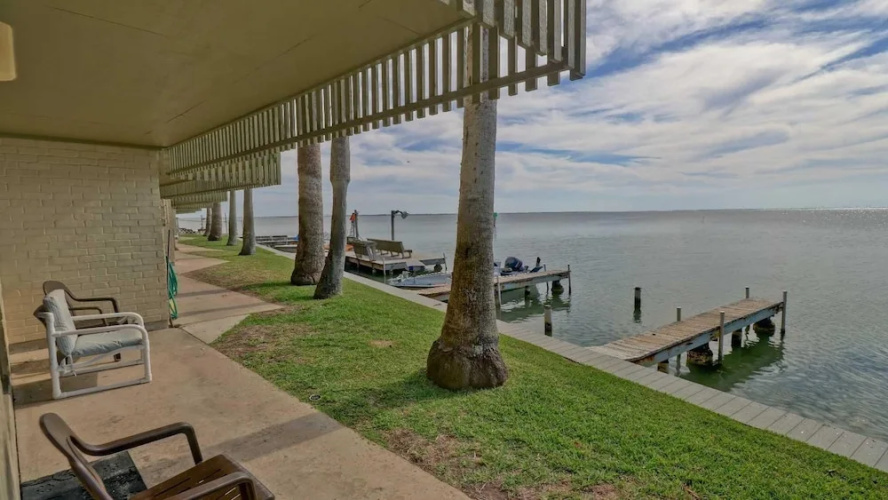 119 - 1 Br Condo