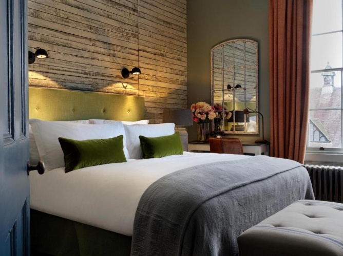 Deluxe Double room