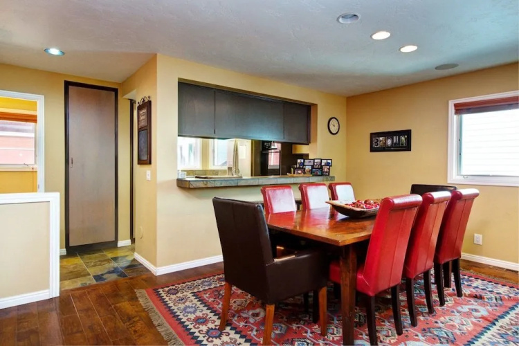 3BR 4BA Motherlode 4 Townhome by RedAwning