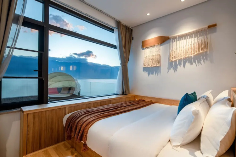Manshan Yise Lake View Hotel