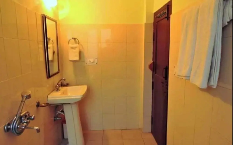 Sahaj Hotel