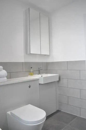 Modern 2 Bedroom Duplex Flat in Balham