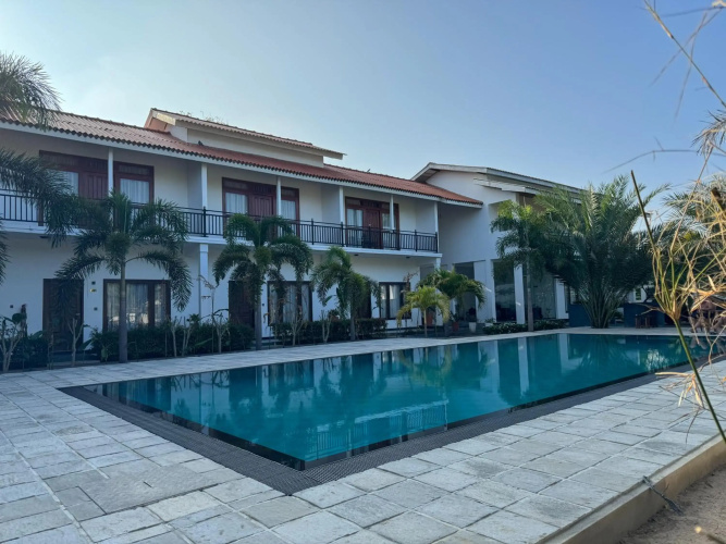 The Reef Resort