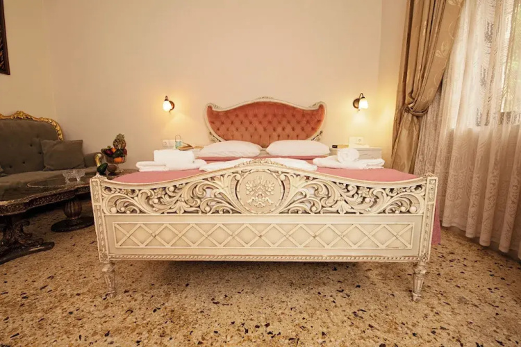 Arionos Rooms