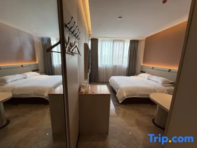 Deluxe Double room with view