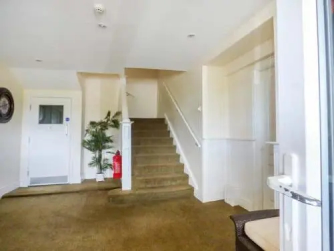 Flat 12