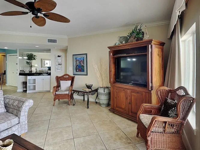 Admirals Quarters #1406