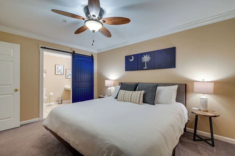 3 Bedrooms Apartment