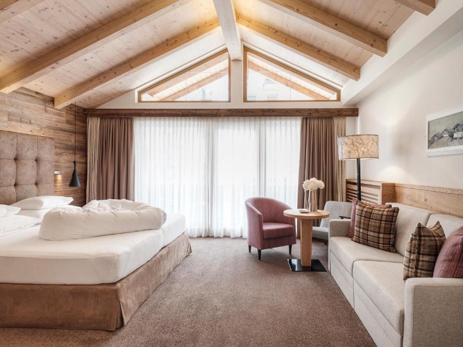 Deluxe Double Junior Suite