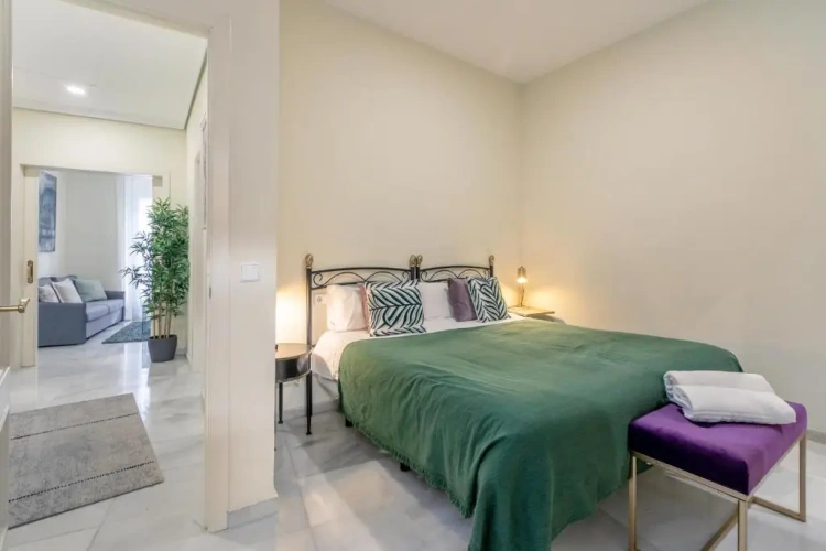3 Bedrooms Apartment