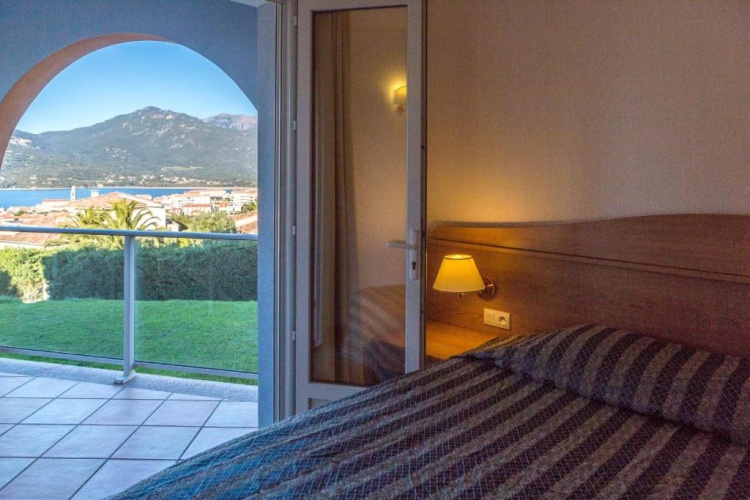 Apartment with sea view