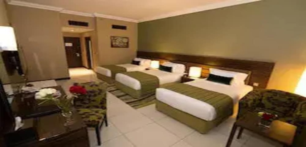 Standard Triple room