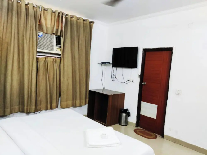 Hotel Redbury