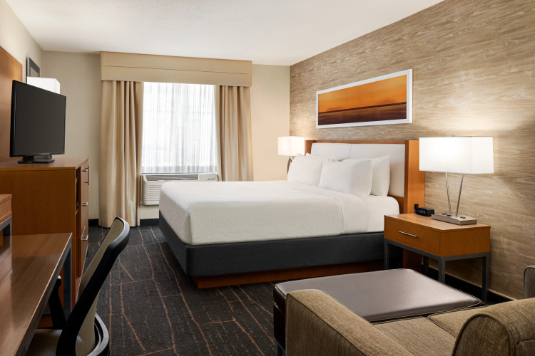 Holiday Inn Saratoga Springs photo 6