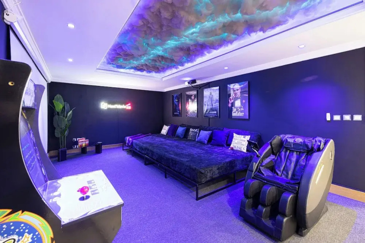 The Luxury Downtown Co-living