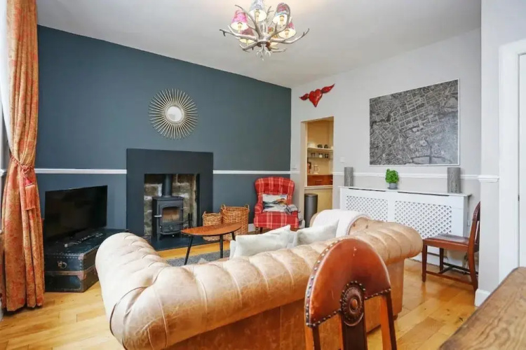 Stunning flat near Edinburgh Castle