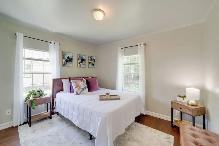 1 Mi to Tulsa Arts District: Home w/ Yard!
