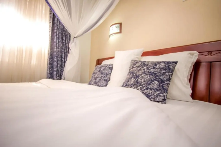 Standard Sextuple room