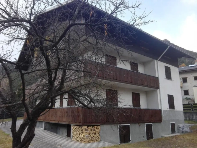 2 Bedrooms Cottage