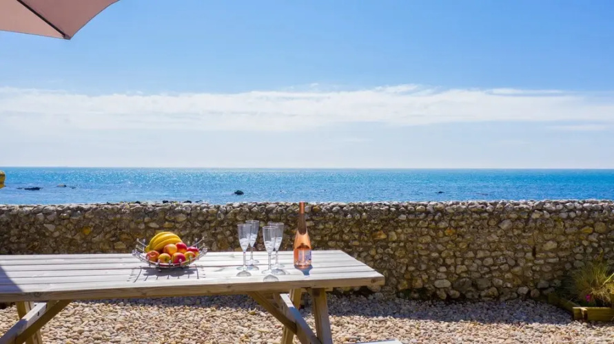 The Breakwaters