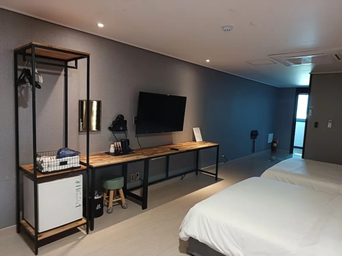 Deluxe Quadruple room with ocean view